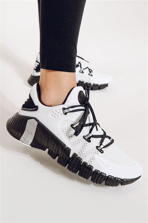 Nike Free Metcon 4 Premium White Black (Women's) 